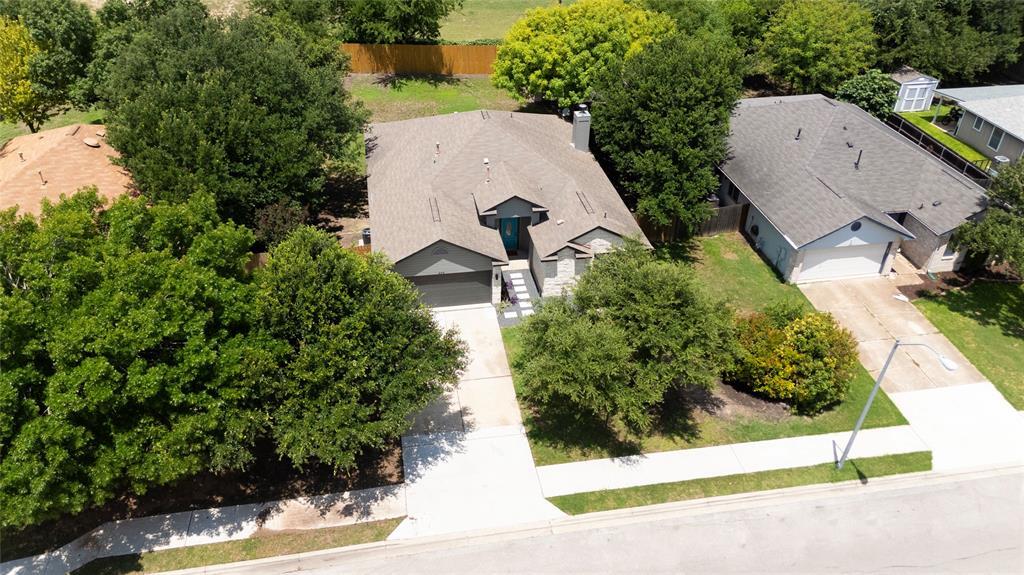 Primary Photo - 203 Little Lake Rd