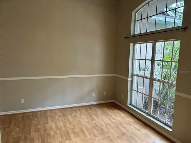 Foto del edificio - 10433 Lake Hill Dr