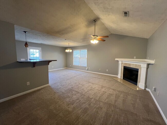 Foto del edificio - 1480 Aultroy Dr