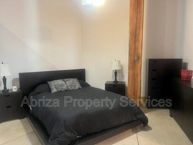 Foto del edificio - 1004 Spruce St