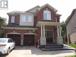 Building Photo - 30 Eva Grove Ct