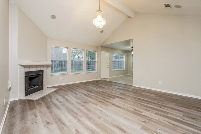 Foto del edificio - 2803 Green Hollow Ct