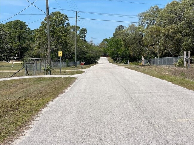 Foto del edificio - 13020 Sun Rd