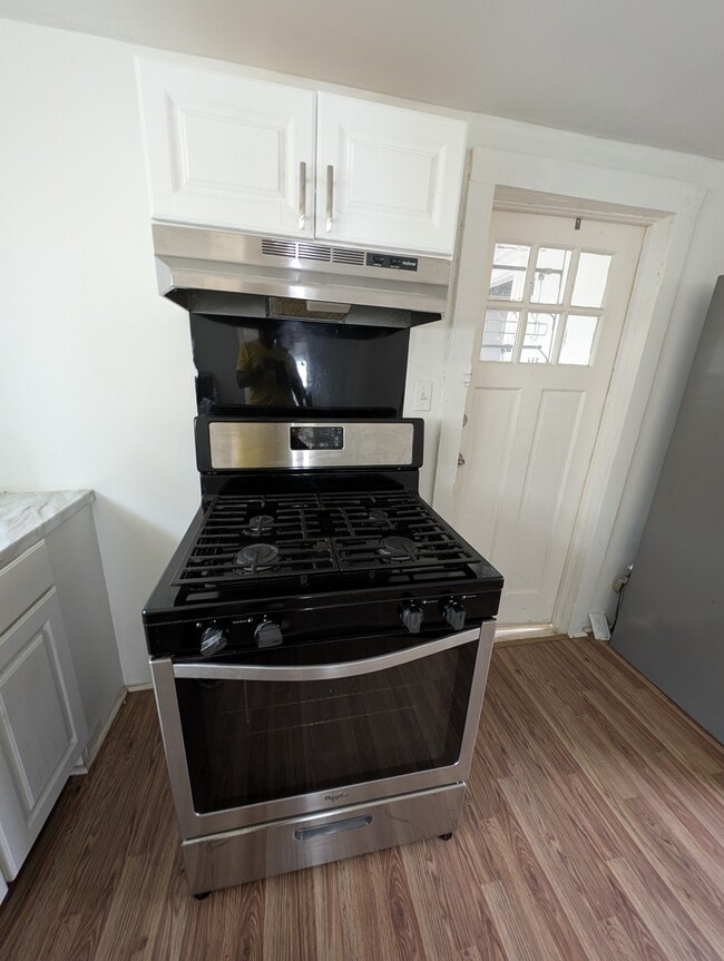 Estufa de propano - 314 Colfax St