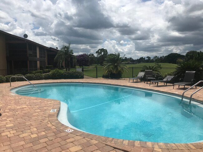 Heated Pool - 5568 Matanzas Dr