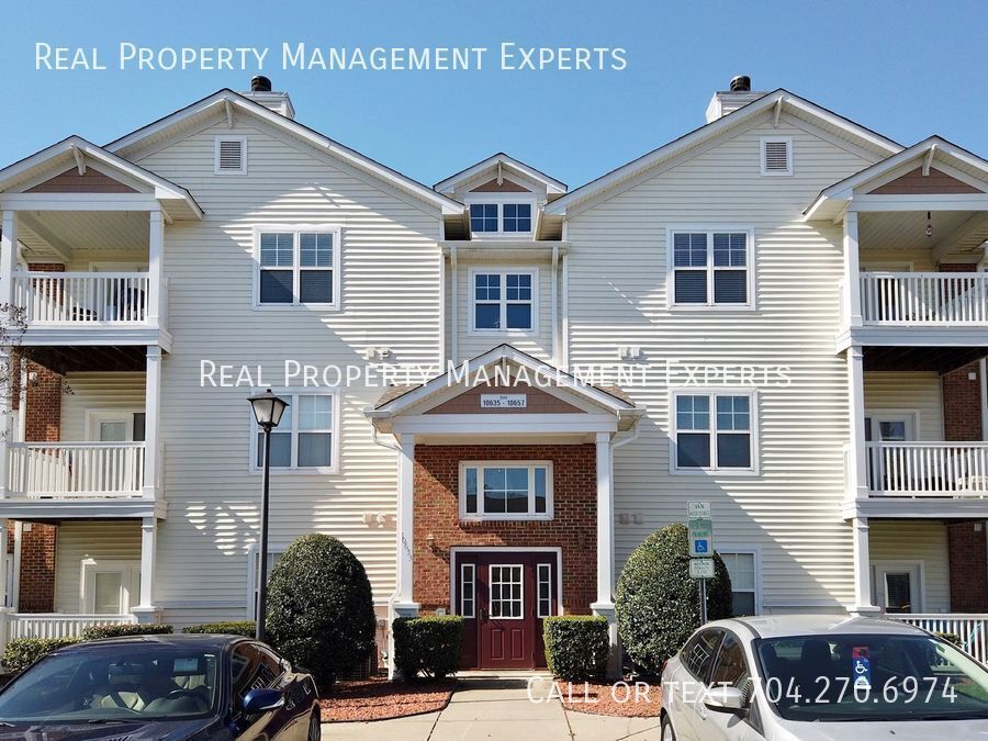 Foto principal - 10657 Hill Point Ct