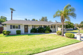 Building Photo - 4233 E Mulberry Dr