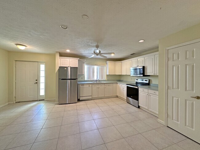 Foto del edificio - 2130 SE Wild Meadow Cir
