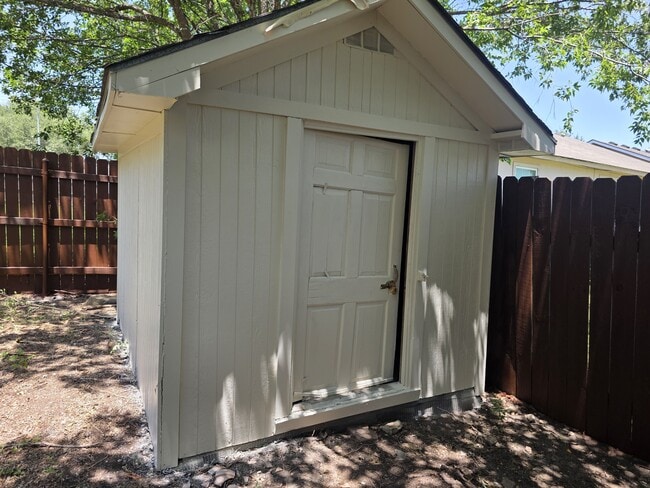 Building Photo - 11602 Maybach Dr