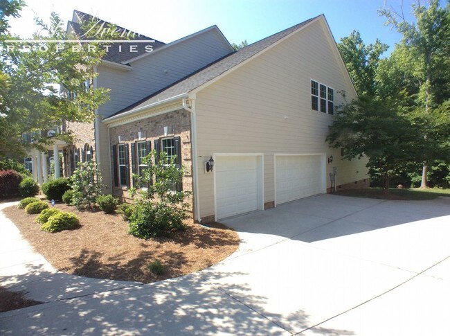 Building Photo - 1018 Oleander Ln