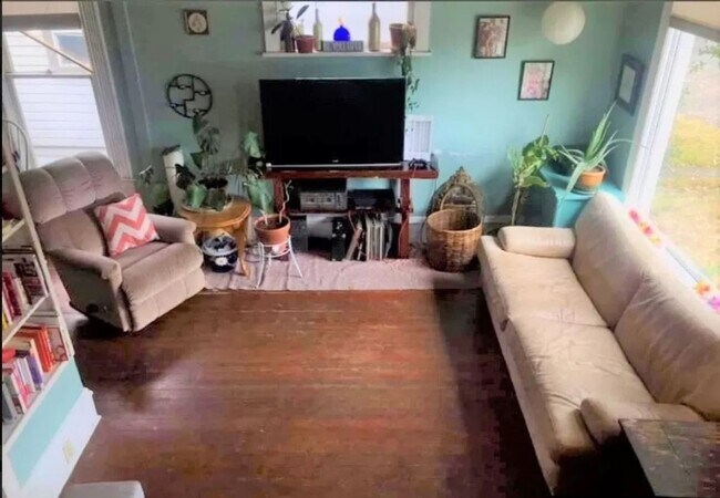 Foto del edificio - 4 Bedroom House Minutes to WWU!! (Lease ends 1/7/2027)