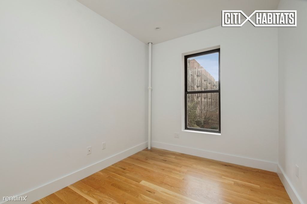 Foto del edificio - 222 W 22nd St
