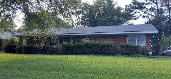 Building Photo - 43 Harmony Ln