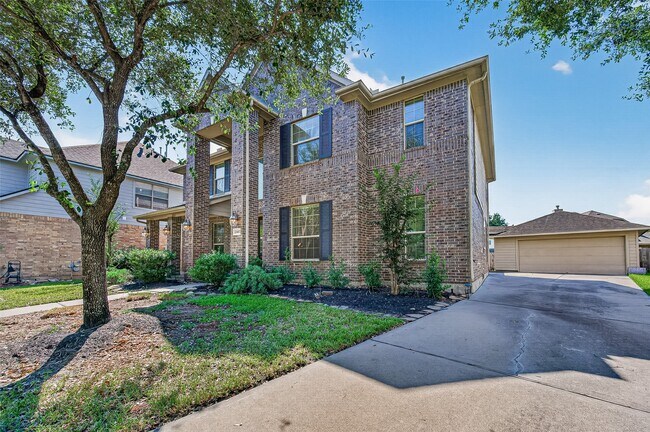 Foto del edificio - 21107 Grove Briar Ln