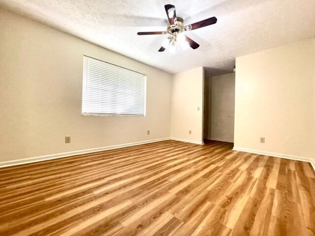 Foto del edificio - 106 W Moore St