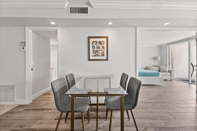 Building Photo - 3570 S Ocean Blvd