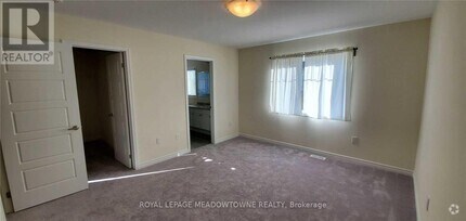 Building Photo - 143-143 Ridge Rd