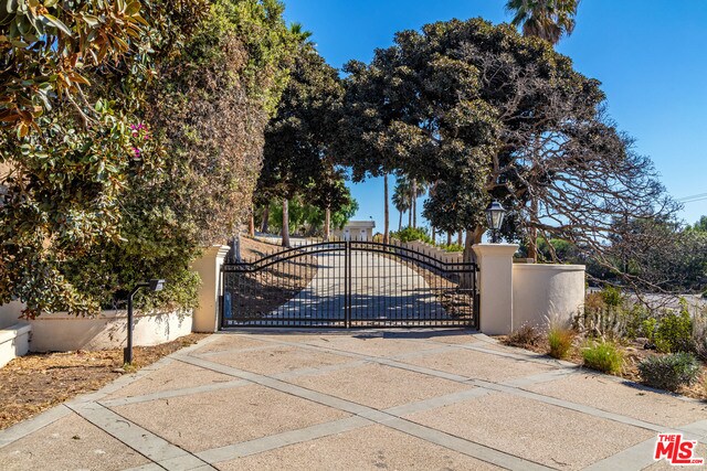 Foto del edificio - 32537 Pacific Coast Hwy