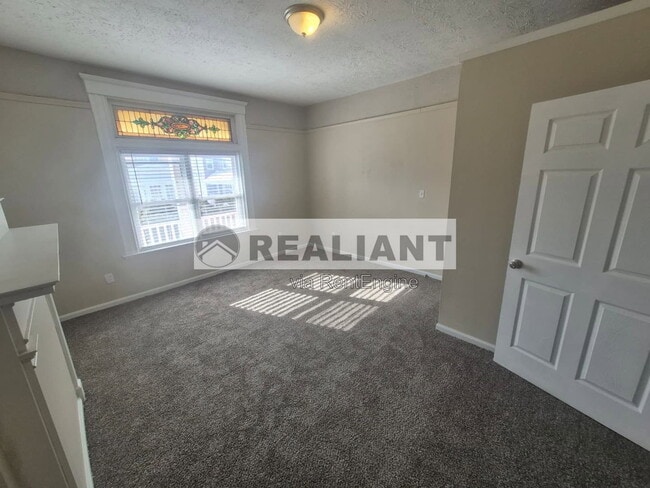 Photo - 132 Evergreen Avenue House