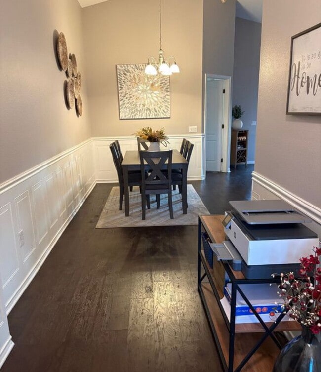 Building Photo - 8505 Bella Way