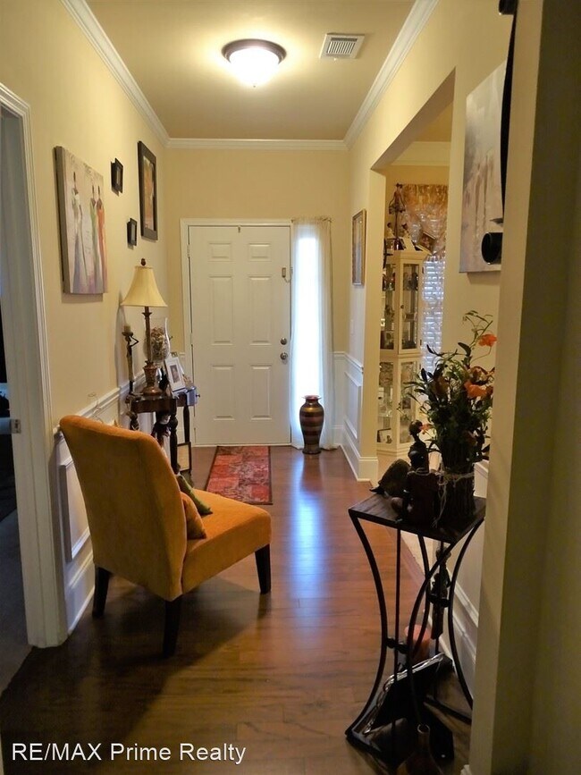 Building Photo - 4 br, 2 bath House - 6388 Lemongrass Drive