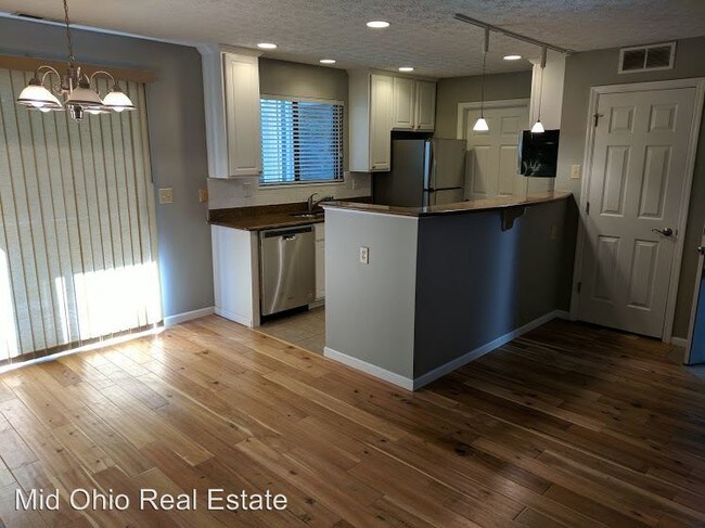 Foto del edificio - 5315 Stonemeadow Ave