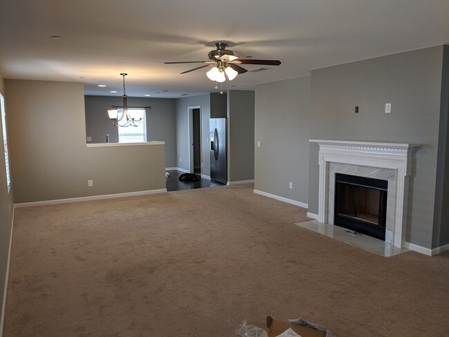 Building Photo - 644 Pemberton Dr
