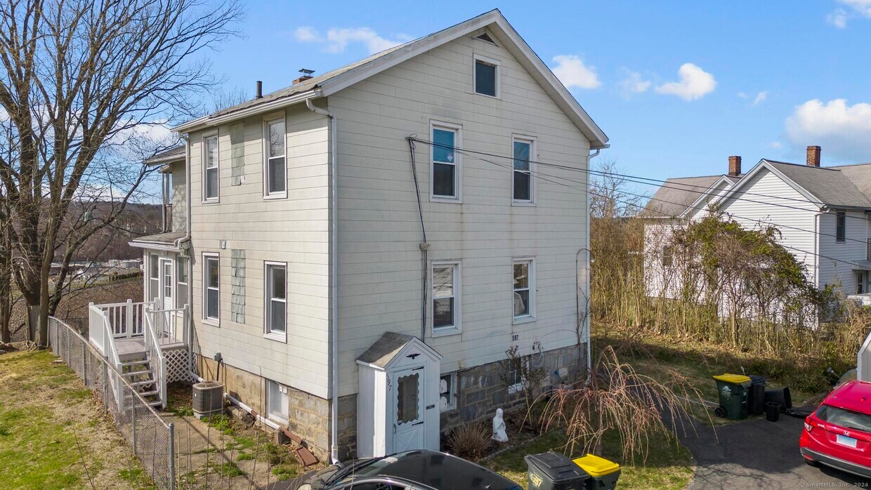 597 Main St Unit 1, Ansonia, CT 06401 Room for Rent in Ansonia, CT