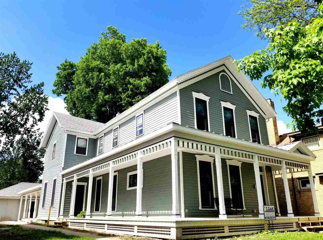 Primary Photo - 1020 W Wayne St