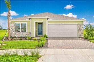 Building Photo - 44633 Palm Frond Dr