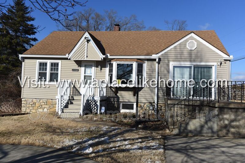 Primary Photo - 9912 E 53rd St