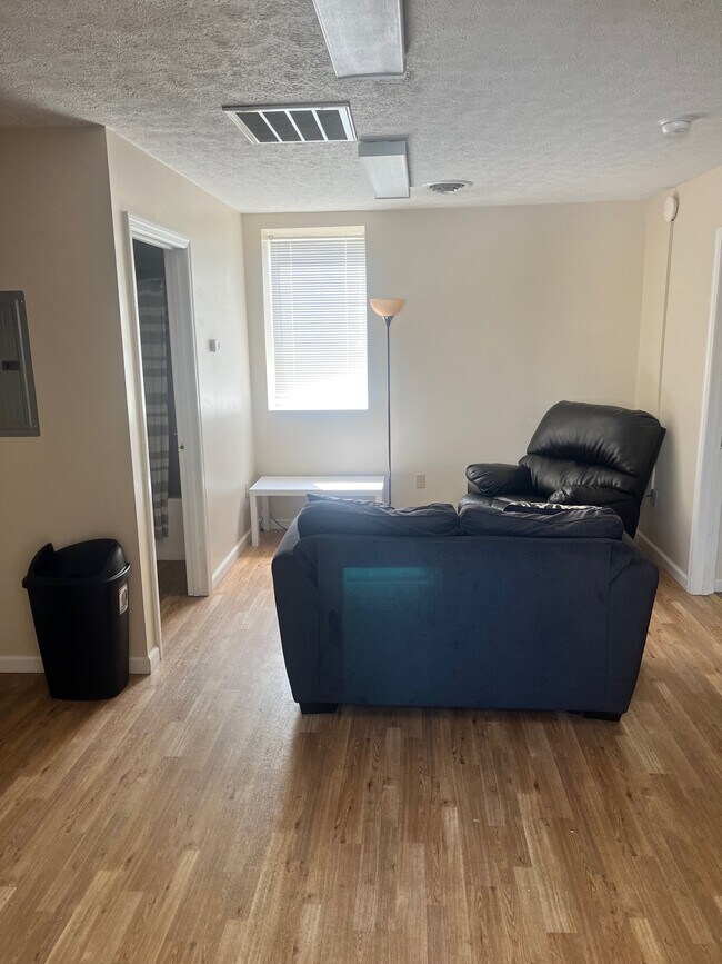 Living room - 672 Philadelphia St