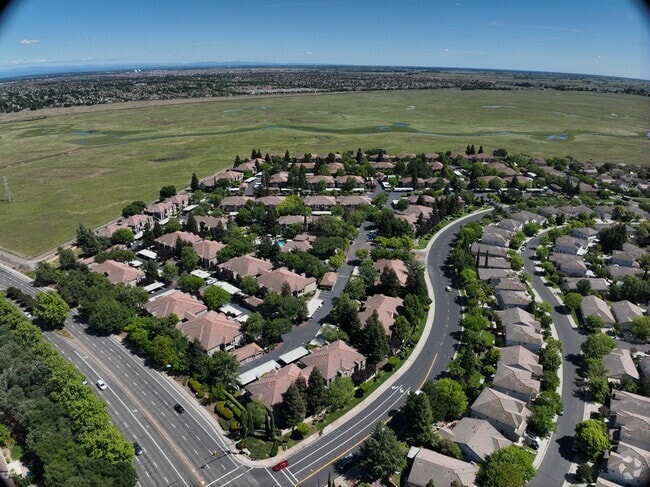 3D Exterior - Stonelake Apartments Homes