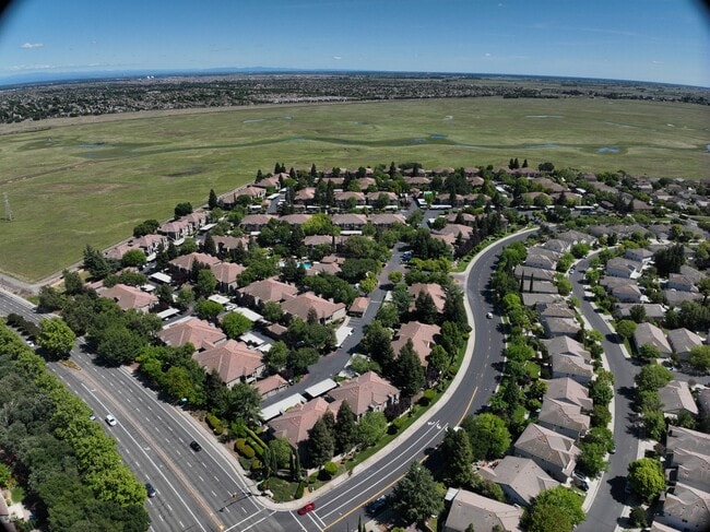 3D Exterior - Stonelake Apartments Homes