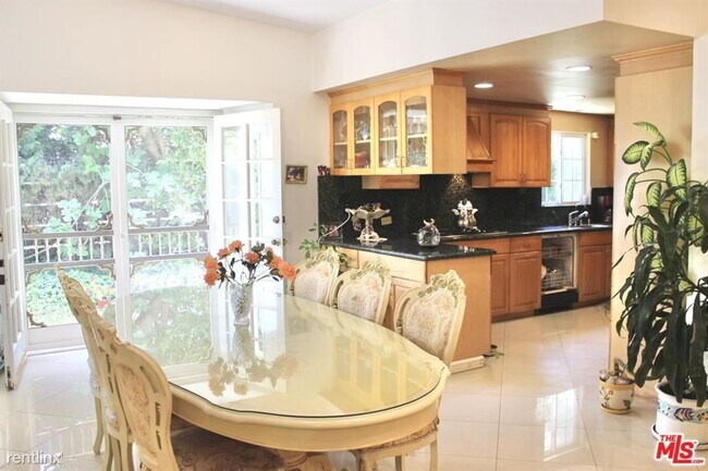 Building Photo - 3 br, 2 bath House - 1265 Bienveneda Ave
