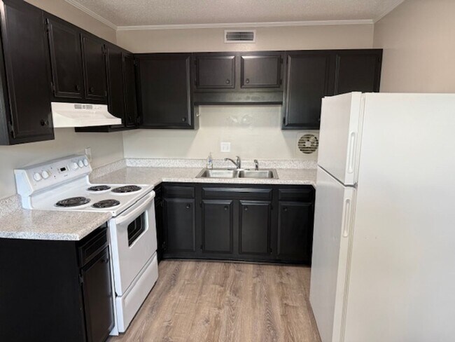 Foto del edificio - Maryville City 37803 - Available Now! Show...