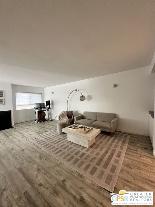 Foto del edificio - 740 Orlando Ave