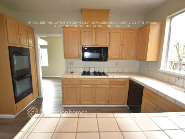 Foto del edificio - 1109 Coulter Ct