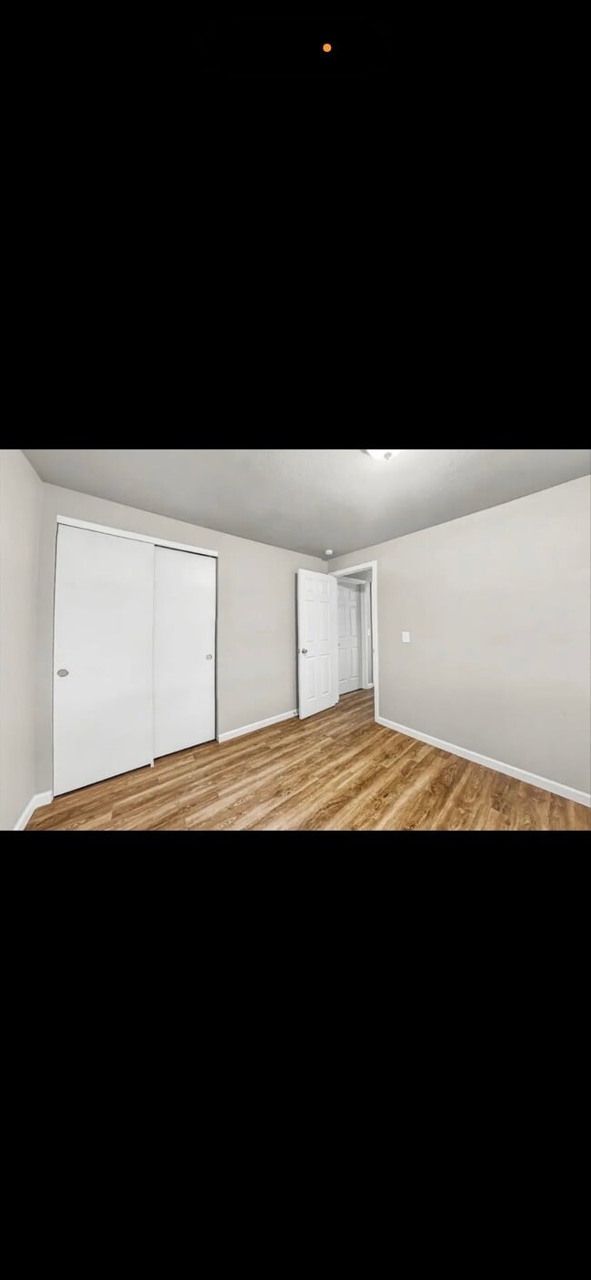Building Photo - 2925 E 17th Ave