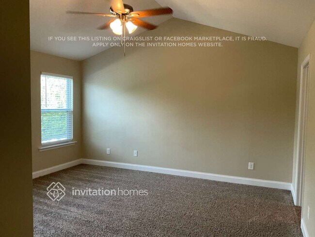 Foto del edificio - 1006 Forestway Ct