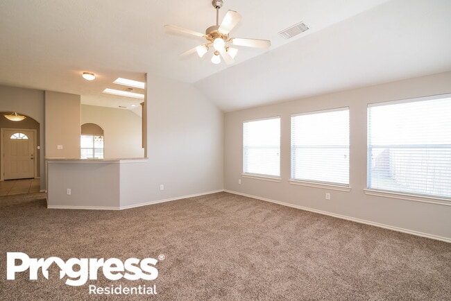 Foto del edificio - 16419 Great Ridge Ct