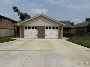 Building Photo - 1204 N 8th St