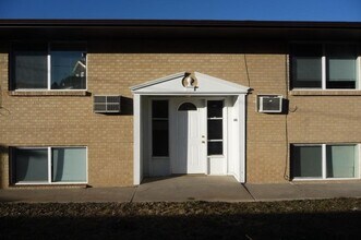 Building Photo - 1409 Utah St