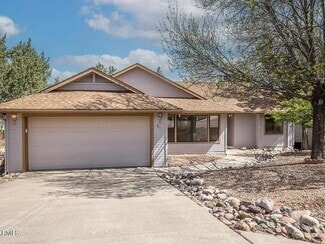 Building Photo - 502 E Saguaro Cir