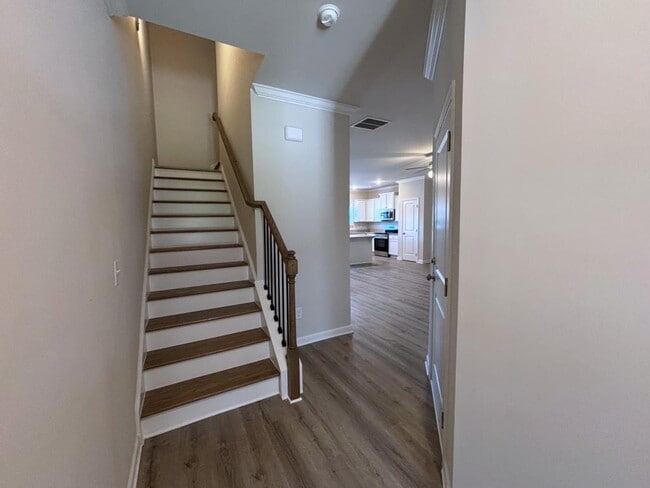 Building Photo - 226-C Alston Ridge Dr