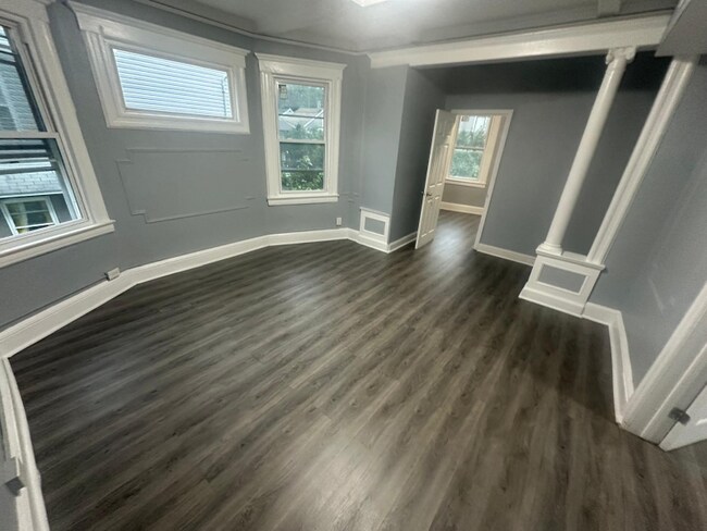 Foto del edificio - 332 Hamilton Ave