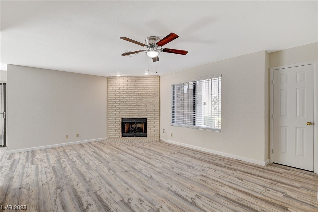 Foto principal - 4423 Shortleaf St