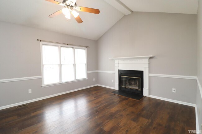 Building Photo - 1309 Sweet Charm Ln