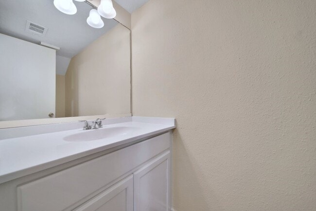 Foto del edificio - 9901 Sharpcrest St