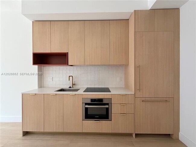 Photo - 90 NE 32nd St Apartment